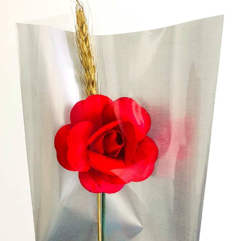 Rosa abierta Sant Jordi de madera